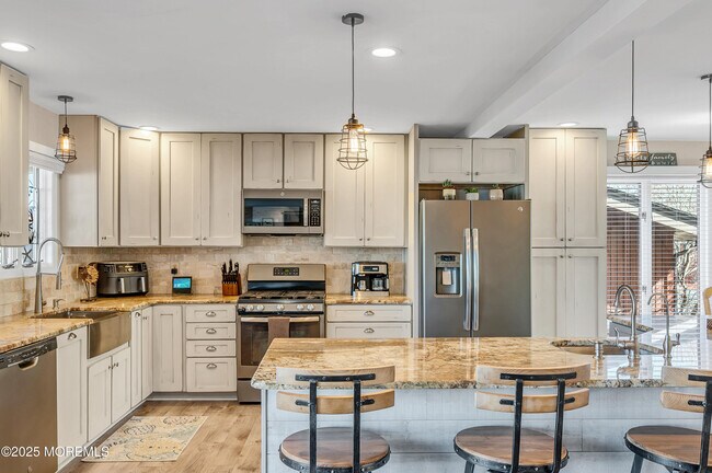 Building Photo - 8 Bahia Ct