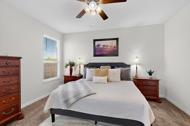 Building Photo - 1213 Pacifica Trail