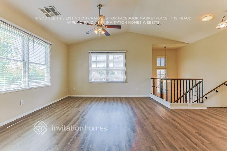 Building Photo - 4101 E Jasper Dr