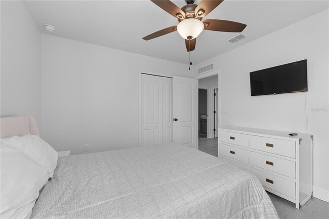 Building Photo - 133 Whirlaway Dr