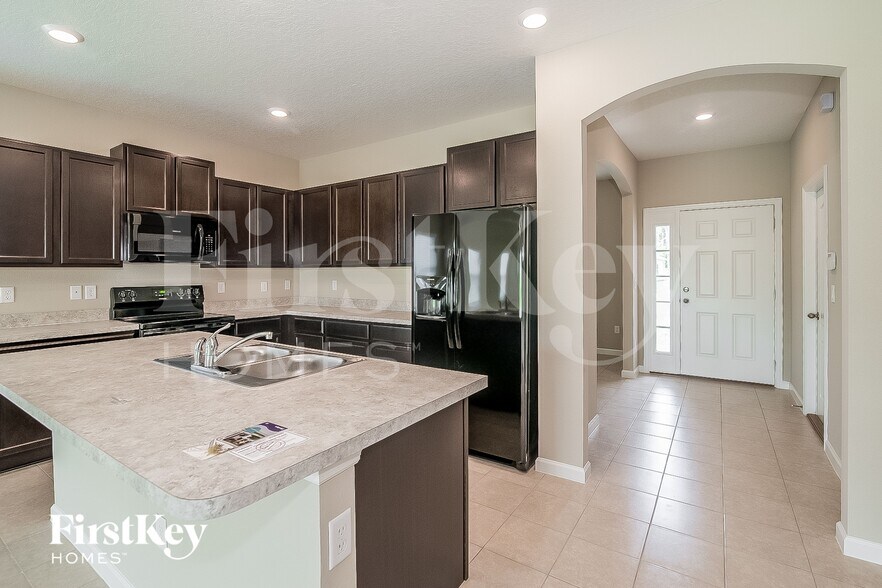 Building Photo - 5476 Preston Bentley Dr