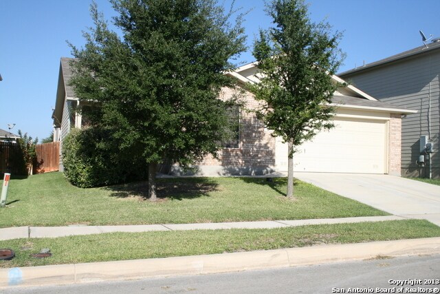 Building Photo - 136 Rattlesnake Way