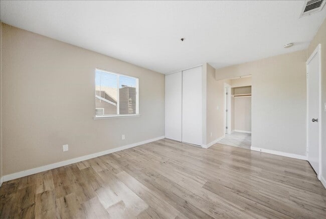 Building Photo - 1019 Dornajo Way