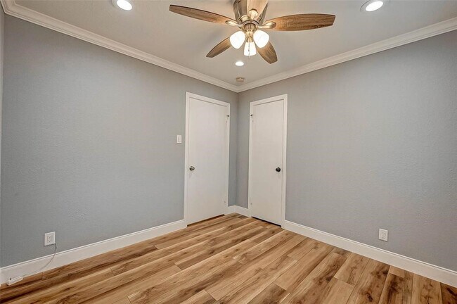 Building Photo - 4038 Cheena Dr