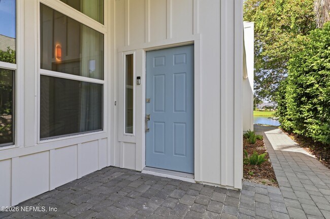 Building Photo - 120 Alsace Ct