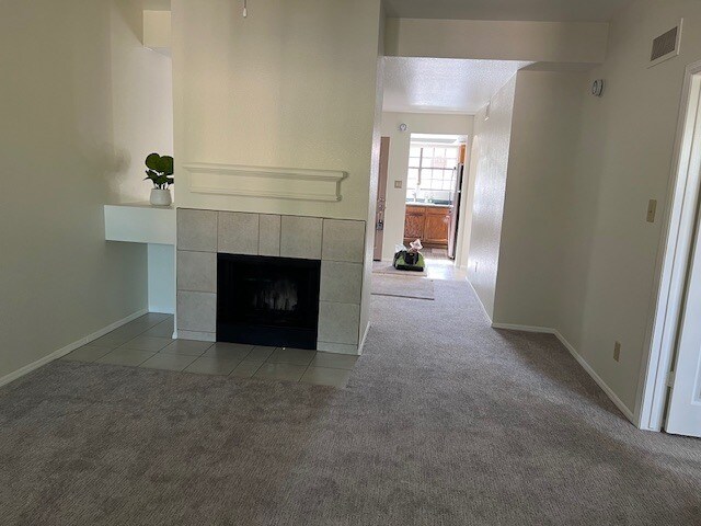 Building Photo - 5950 N 78th St