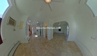 Building Photo - 39 John St