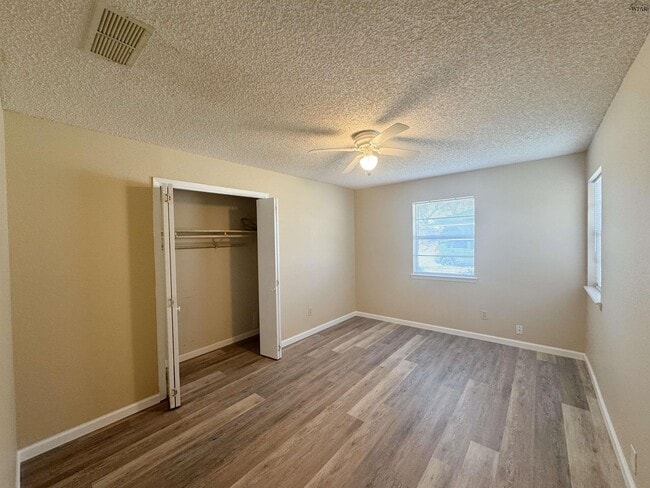 Building Photo - 1407 Hunt St