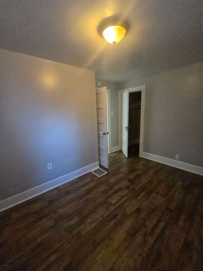 Building Photo - Spacious 2-Bedroom Home Near Sherman Drive & Downtown Indianapolis