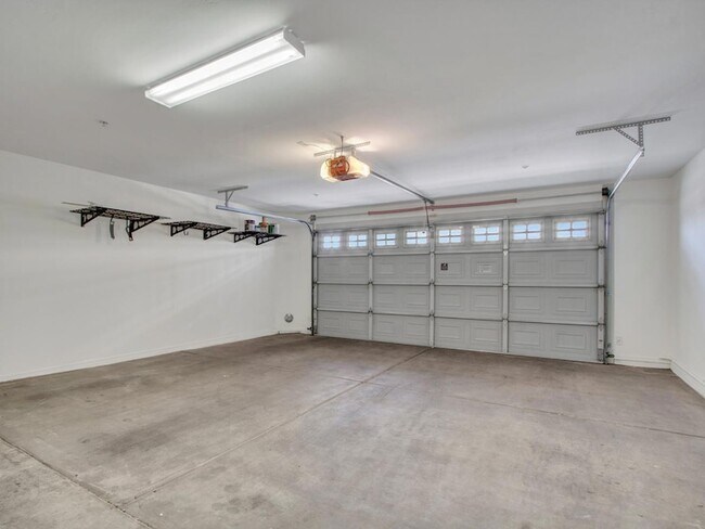 Building Photo - 22125 N 29th Ave