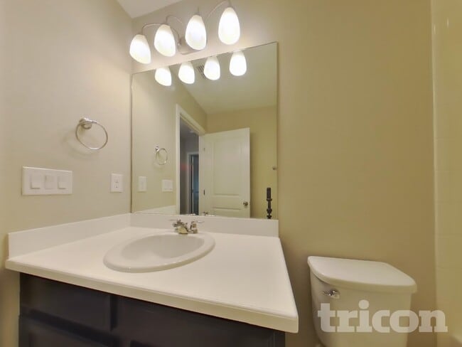 Building Photo - 12137 Trailhead Dr