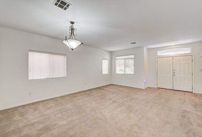 Building Photo - Southern Highlands Single Family Home