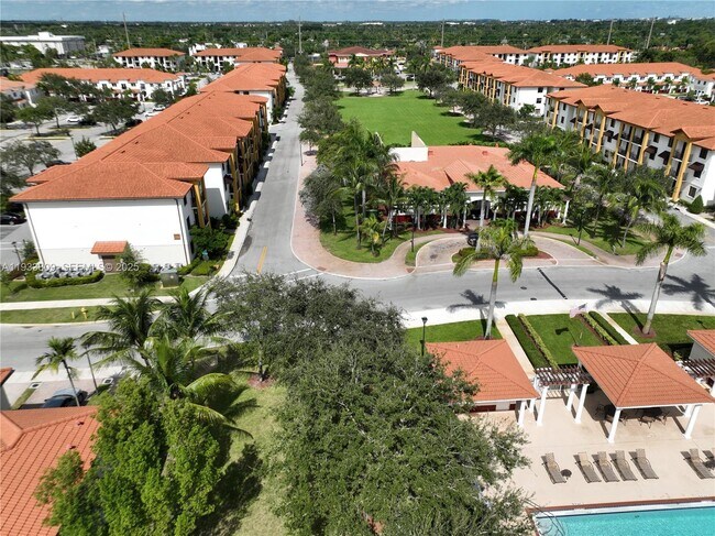 Building Photo - 3558 NW 29th Ct