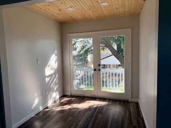 Building Photo - 3512 Castor St