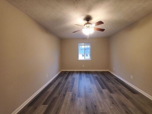 Building Photo - Open House Saturday 05/09/2026 from 2:00 PM to 2:30 PM