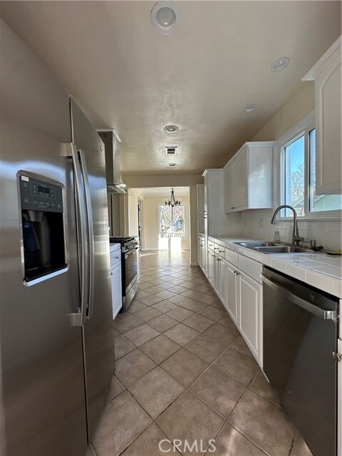 Building Photo - 6447 Balcom Ave