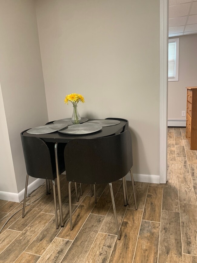 Building Photo - 9 Smith Ave