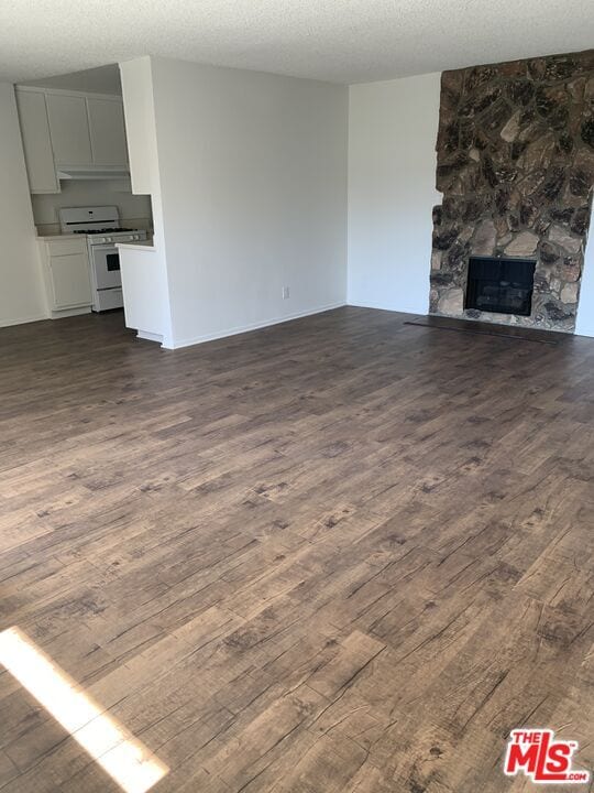 Building Photo - 11525 Rochester Ave