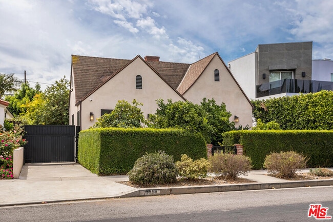 Building Photo - 6656 Colgate Ave
