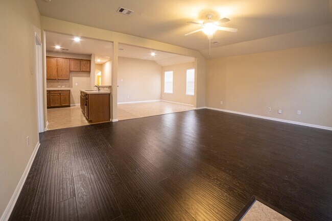 Building Photo - 8314 Durham Canyon Ln