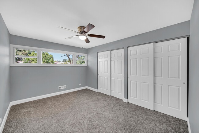 Building Photo - 8011 Monaldi Dr