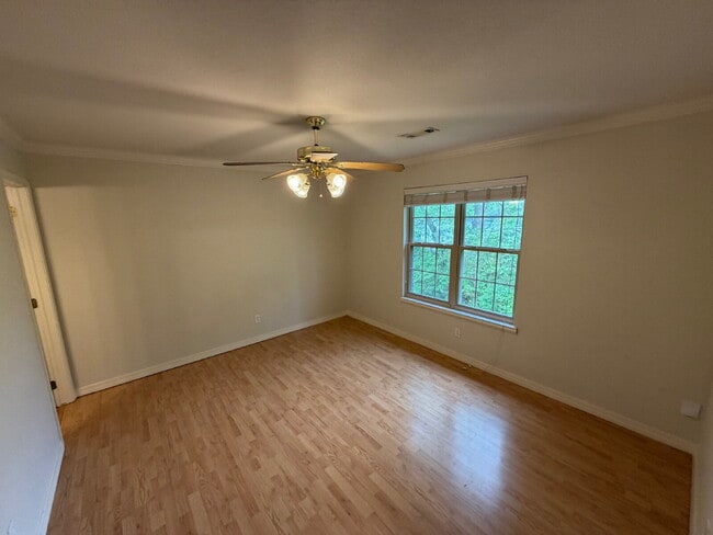 Building Photo - Modern, Low Maintenance Townhome in a Prime Fayetteville Location