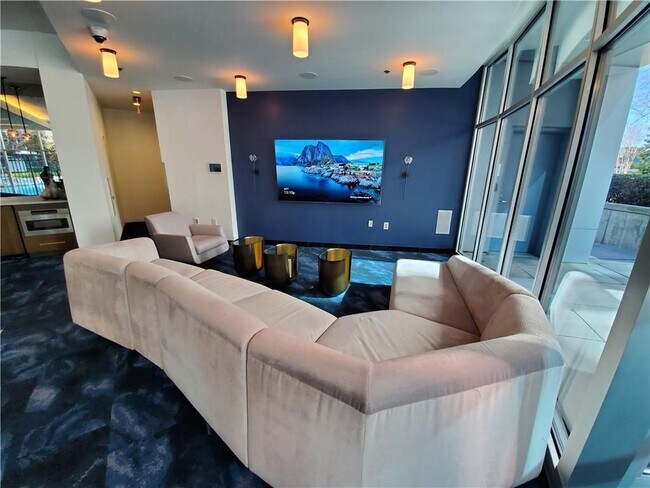 Building Photo - 950 W Peachtree St NW