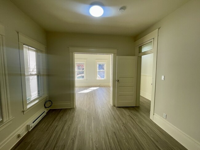 Primary Photo - Ground floor Nob Hill 3BR + Office | Avail...