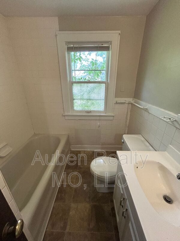 Building Photo - 5432 Harrison St