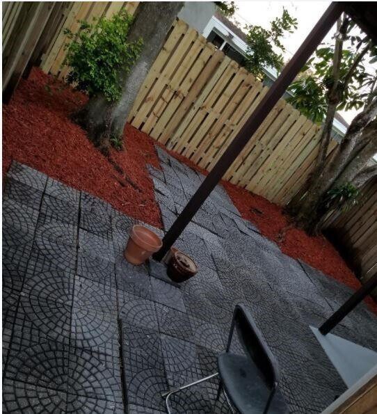 Building Photo - 3680 Ave