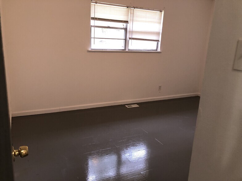 Building Photo - 5603 Wilborn Dr