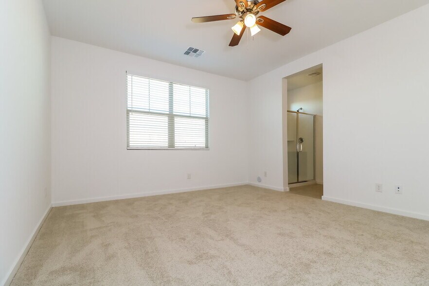 Building Photo - 11014 W Luxton Ln