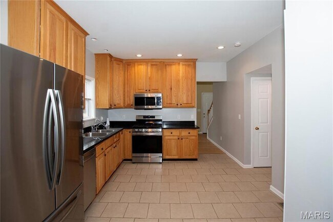 Building Photo - 14 Jefferson Ave