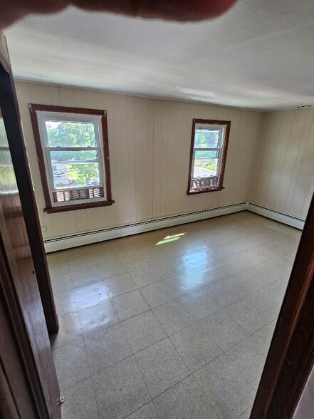 Building Photo - 309 N 5th Ave