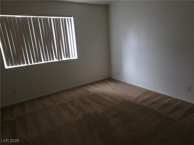 Building Photo - 5018 S Rainbow Blvd