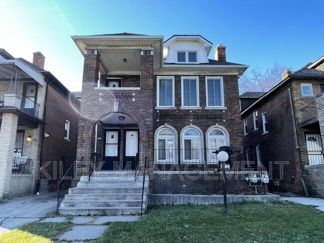 Building Photo - 16211 Fairfield St