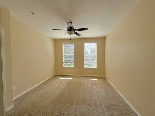 Building Photo - 8256 Maritime Flag St