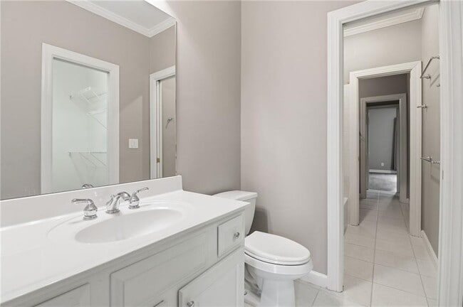 Building Photo - 4738 Ivy Ridge Dr SE