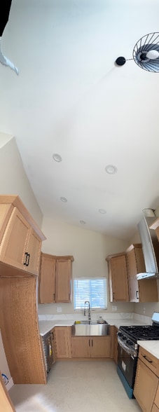 Building Photo - 11263 Rugh St