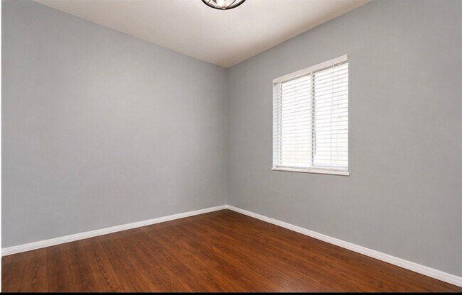 Building Photo - 5439 Bonfair Ave