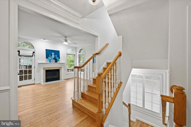 Building Photo - 5015 Waple Ln