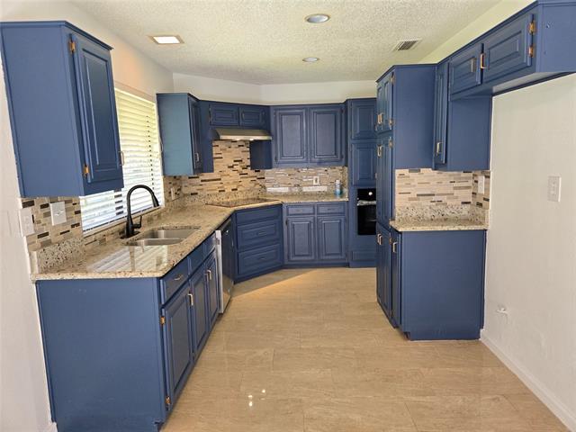 Building Photo - 3032 Big Oaks Dr