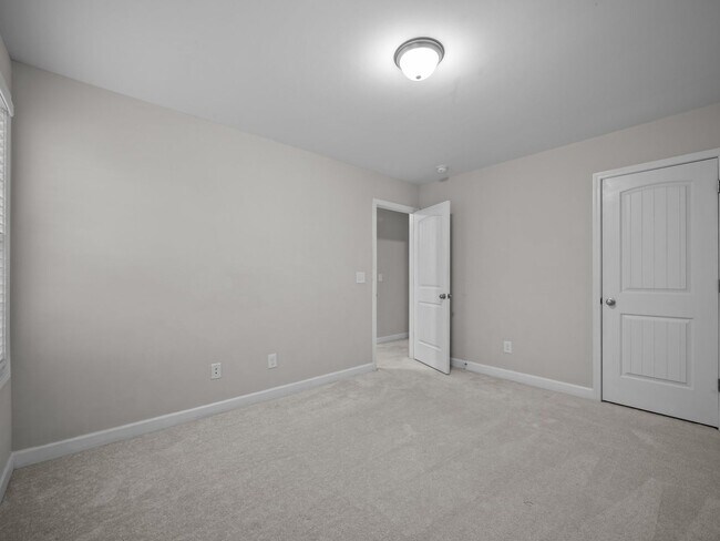 Building Photo - Welcome to Pepperwood Lane!