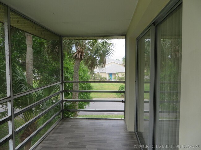 Building Photo - 37 Vis Gdns Trl