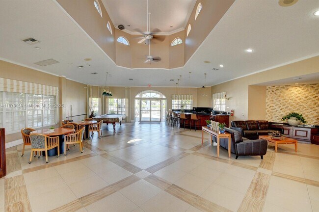 Building Photo - 19314 King Palm Ct