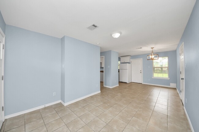 Building Photo - 3511 Palm Ave