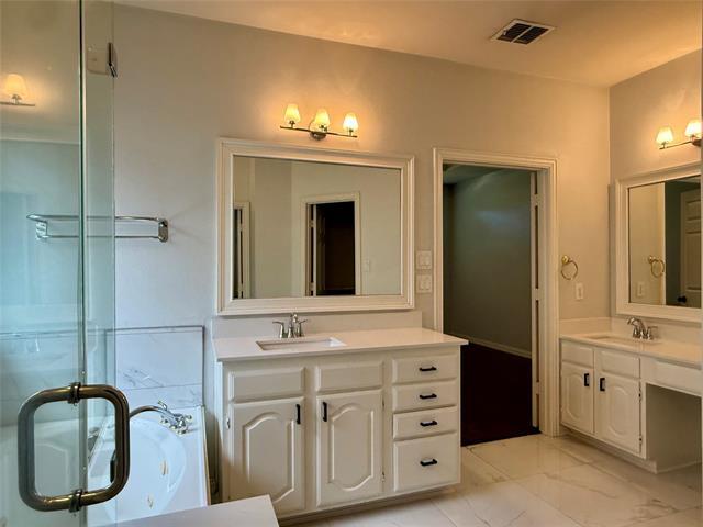Building Photo - 715 Willow Ridge Ct