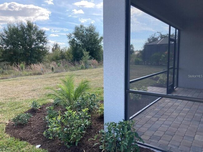 Building Photo - 6515 Clairborne Ln