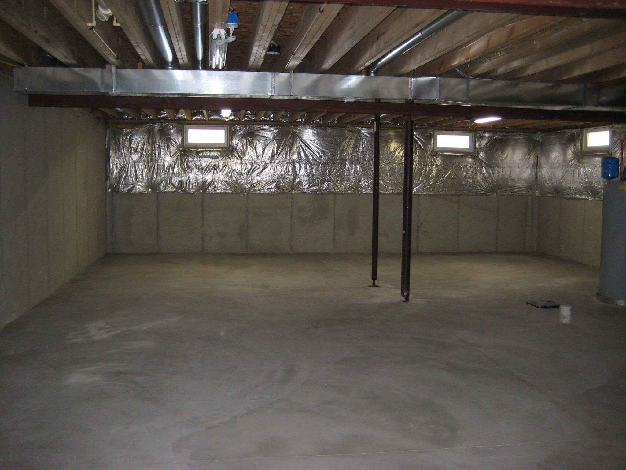 Building Photo - 3829 Taft Ave