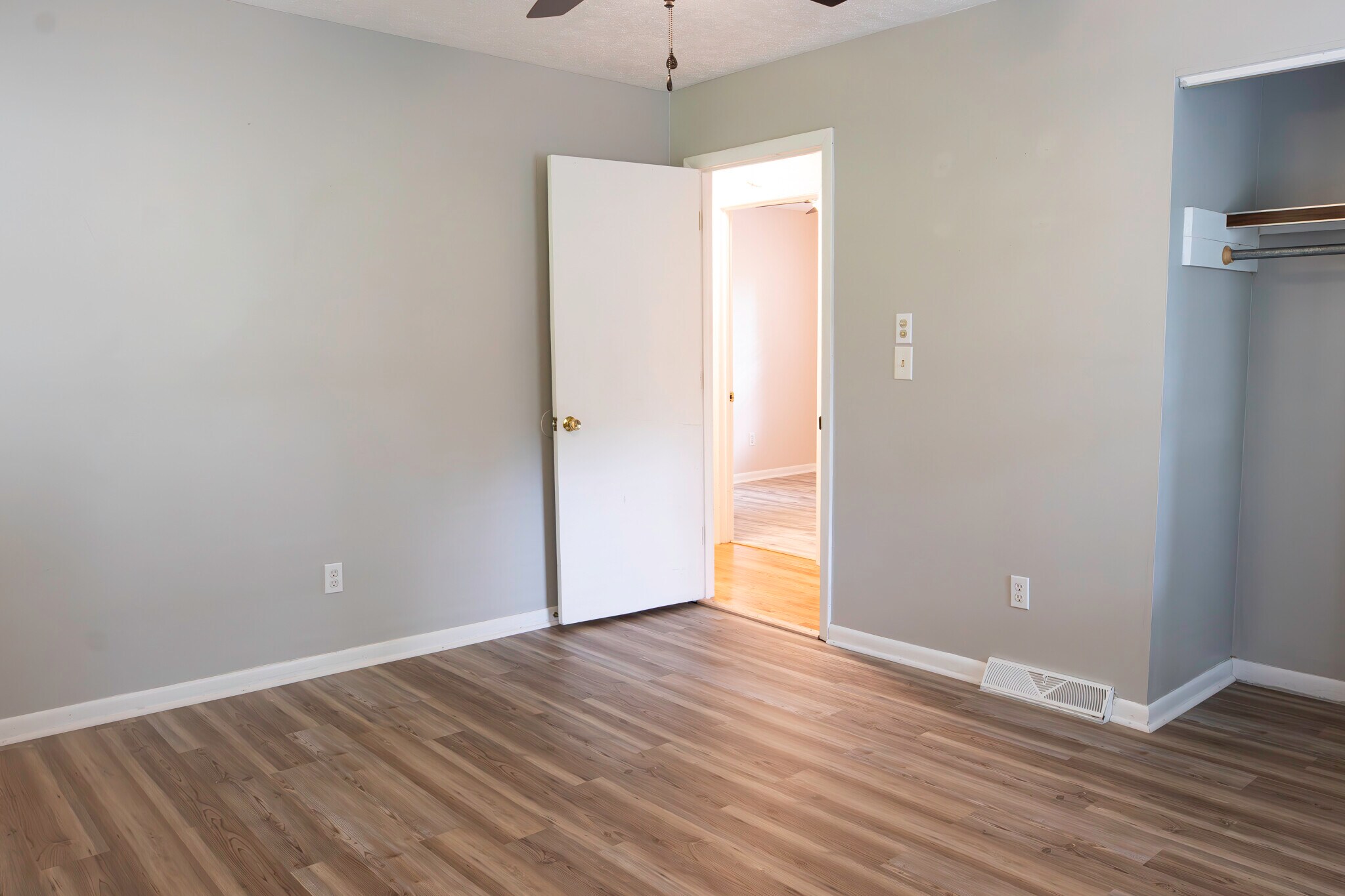 Building Photo - 103 Robleigh Dr